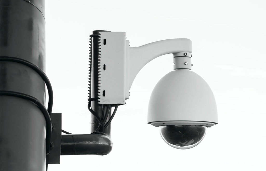 connect CCTV to mobile phone